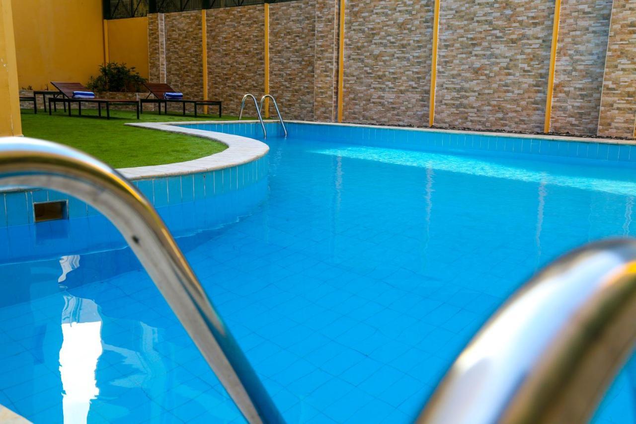 Golden Tulip Aqaba Otel Dış mekan fotoğraf