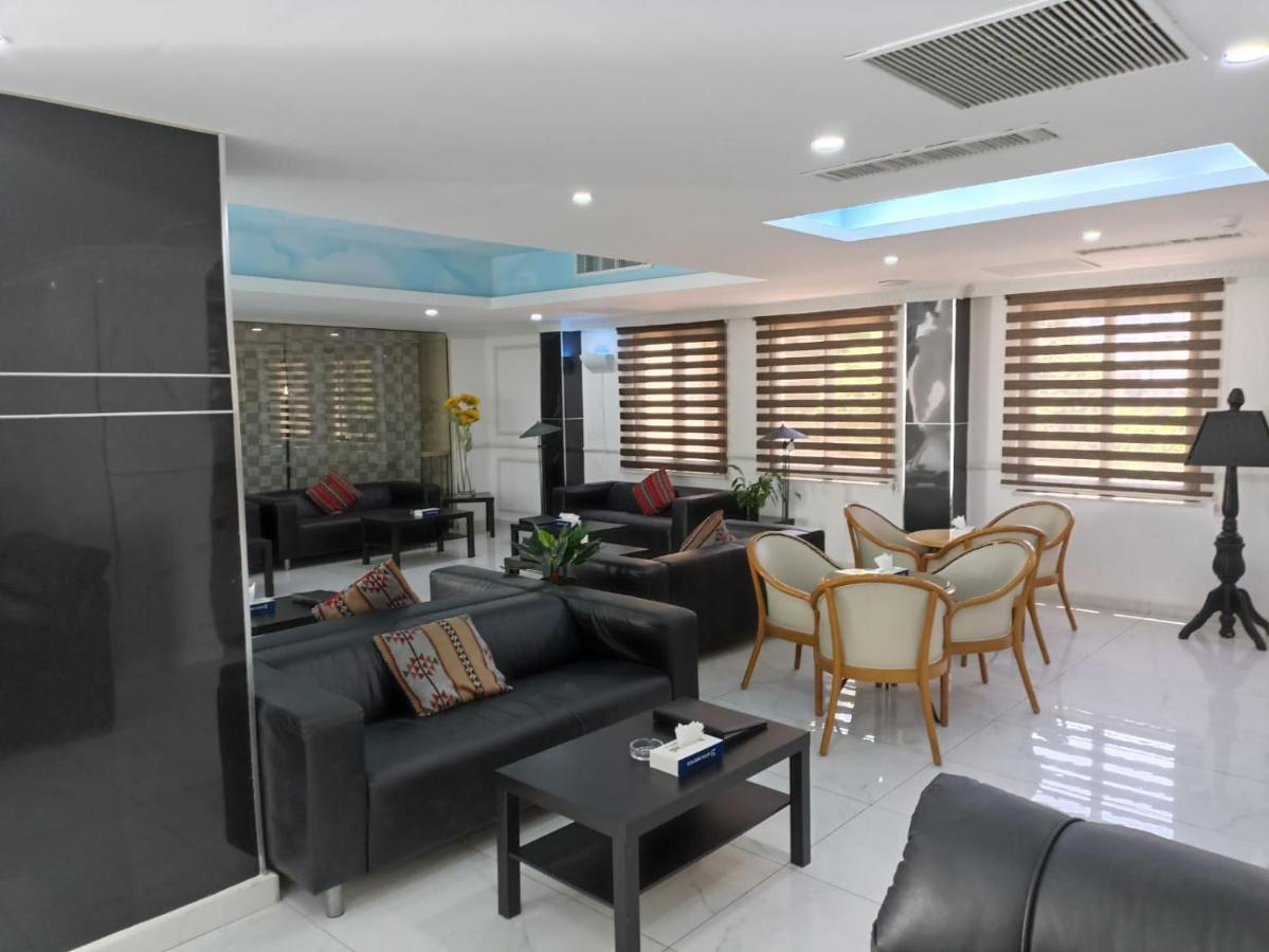 Golden Tulip Aqaba Otel Dış mekan fotoğraf