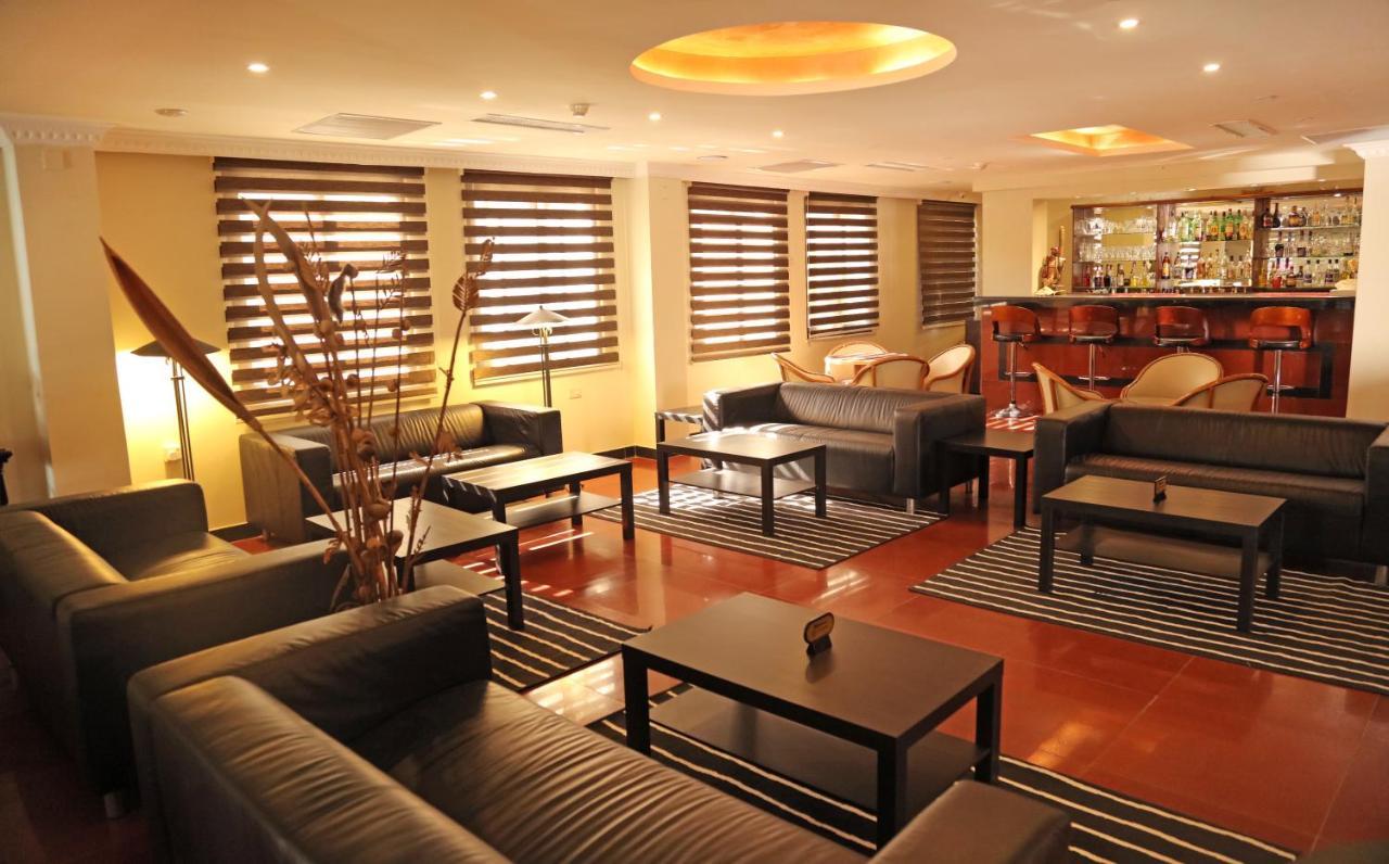 Golden Tulip Aqaba Otel Dış mekan fotoğraf